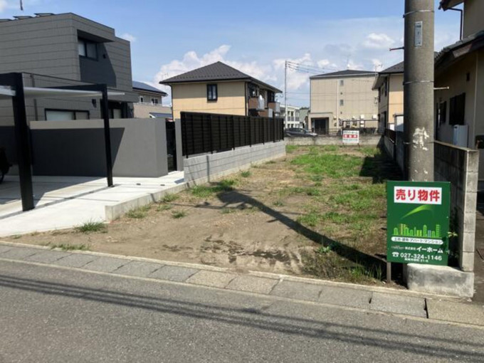 高崎市上中居町、土地の画像です