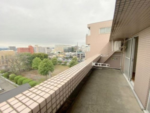 高崎市岩押町、中古マンションの画像です