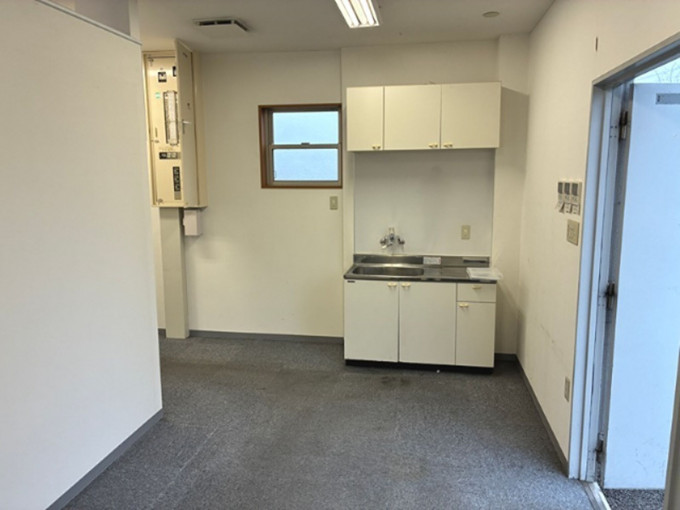 高崎市上豊岡町、収益物件/店舗の画像です