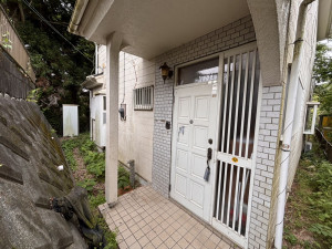 相模原市緑区又野、中古一戸建ての玄関画像です