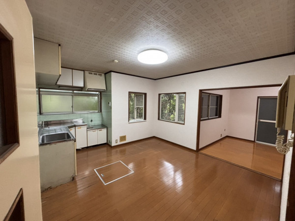 相模原市緑区又野、中古一戸建ての居間画像です