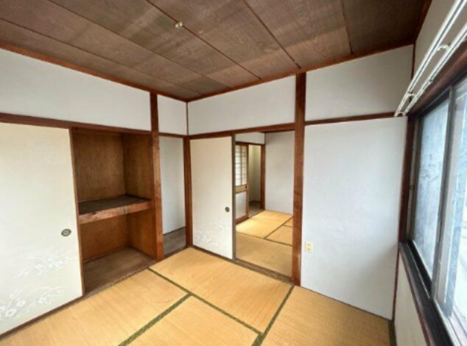 豊橋市小松町、中古一戸建ての画像です