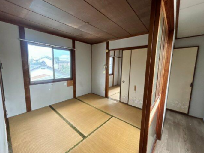 豊橋市小松町、中古一戸建ての画像です