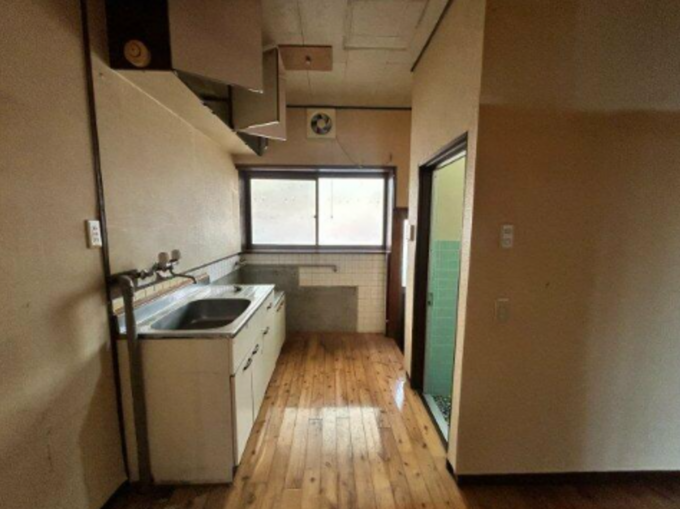 豊橋市小松町、中古一戸建ての画像です