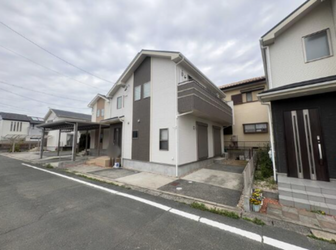 豊橋市西小鷹野、中古一戸建ての画像です
