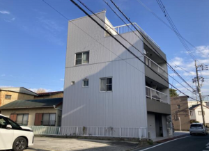 豊橋市富本町、中古一戸建ての画像です