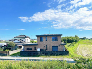 豊橋市高洲町、中古一戸建ての画像です