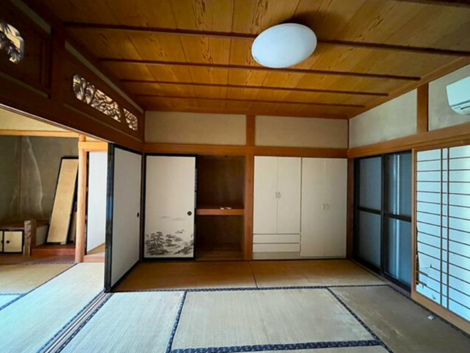 豊橋市曙町、中古一戸建ての画像です