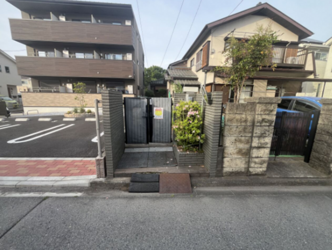 相模原市中央区上溝、中古一戸建ての外観画像です