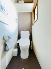 相模原市中央区淵野辺本町、中古一戸建てのトイレ画像です