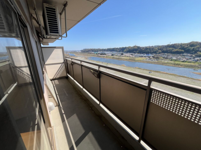 相模原市中央区水郷田名、中古マンションのバルコニー画像です