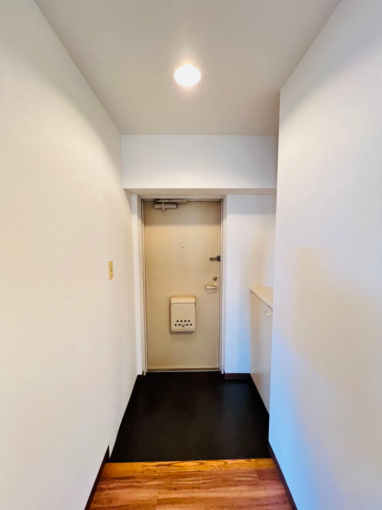 相模原市中央区上溝、中古マンションの玄関画像です