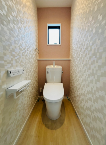 相模原市中央区水郷田名、中古一戸建てのトイレ画像です