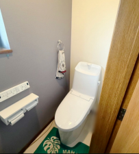 相模原市中央区青葉、中古一戸建てのトイレ画像です