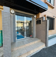 横浜市都筑区川和町、中古マンションの外観画像です