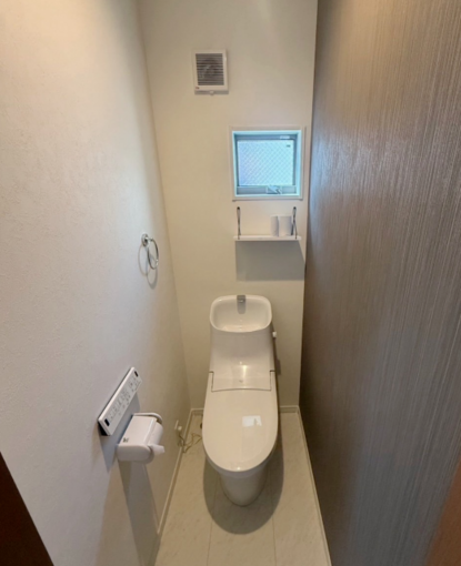 相模原市中央区上溝、中古一戸建てのトイレ画像です
