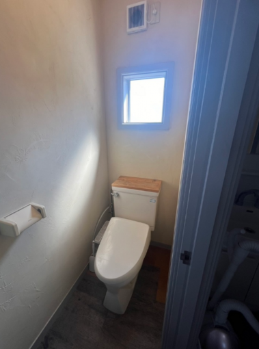 相模原市中央区上溝、中古一戸建てのトイレ画像です
