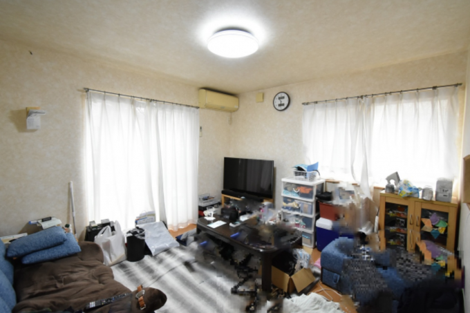 相模原市中央区田名、中古一戸建ての居間画像です