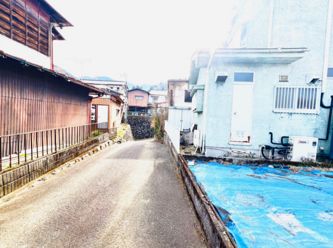 相模原市緑区青野原、土地の前面道路を含む現地写真画像です