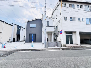 相模原市中央区東淵野辺、新築一戸建ての外観画像です