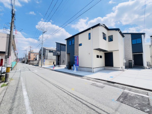 相模原市中央区東淵野辺、新築一戸建ての前面道路を含む現地写真画像です
