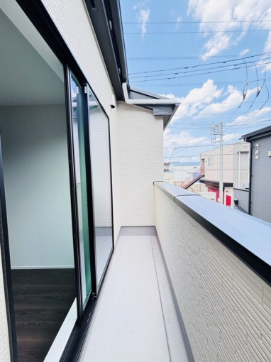 相模原市中央区東淵野辺、新築一戸建てのバルコニー画像です
