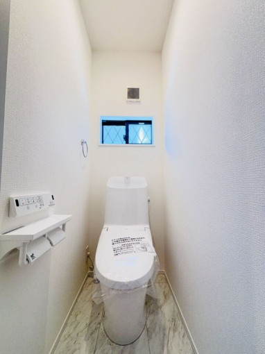 相模原市中央区東淵野辺、新築一戸建てのトイレ画像です