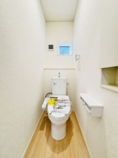 相模原市中央区上矢部、新築一戸建てのトイレ画像です