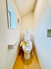 相模原市中央区上矢部、新築一戸建てのトイレ画像です