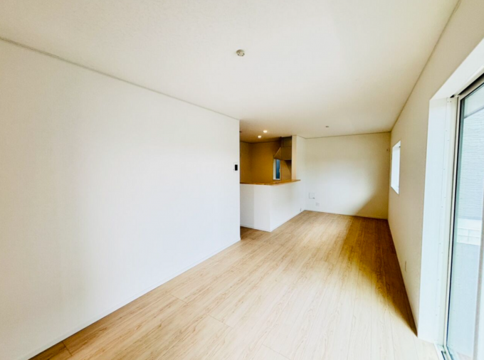 相模原市中央区上矢部、新築一戸建ての居間画像です