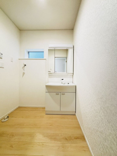 相模原市中央区光が丘、新築一戸建ての洗面画像です