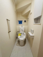 相模原市中央区横山台、新築一戸建てのトイレ画像です