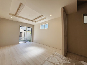 相模原市中央区横山台、新築一戸建ての居間画像です