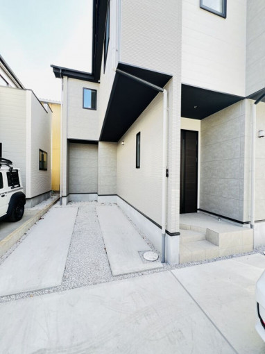 相模原市中央区横山、新築一戸建ての駐車場画像です