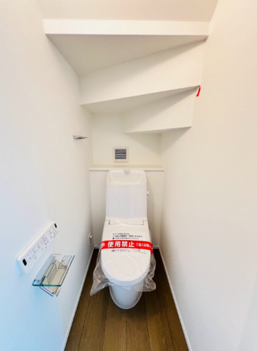 相模原市中央区田名、新築一戸建てのトイレ画像です
