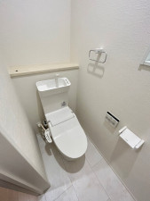 相模原市中央区田名、新築一戸建てのトイレ画像です