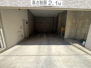 相模原市中央区相模原、中古マンションの駐車場画像です