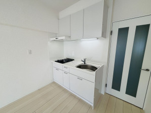 新宿区北新宿、中古マンションのキッチン画像です