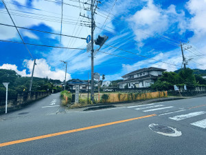 相模原市緑区三ケ木、土地の前面道路を含む現地写真画像です