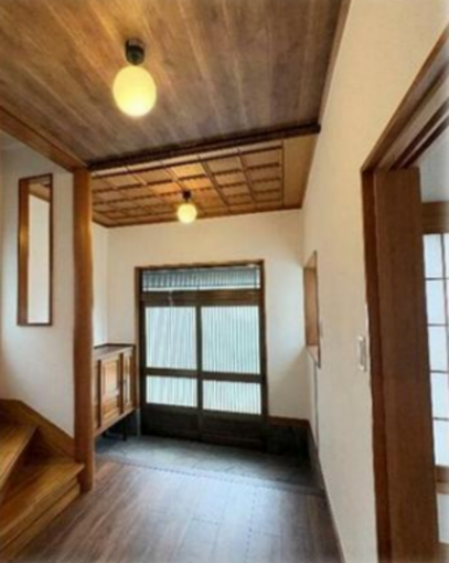 相模原市中央区田名、中古一戸建ての玄関画像です