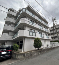 相模原市中央区東淵野辺、中古マンションの外観画像です