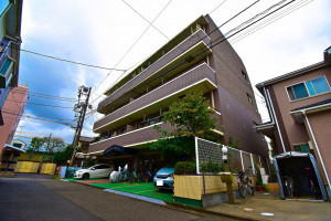 相模原市中央区すすきの町、中古マンションの外観画像です