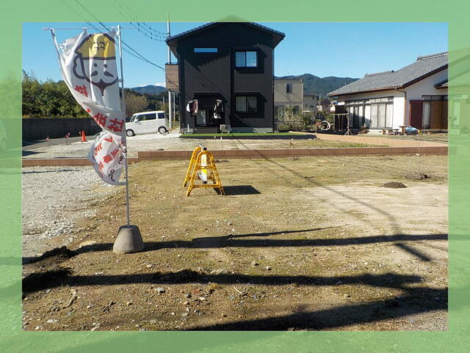北茨城市中郷町、土地の画像です