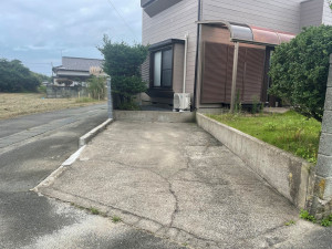 北茨城市関南町、中古一戸建ての駐車場画像です