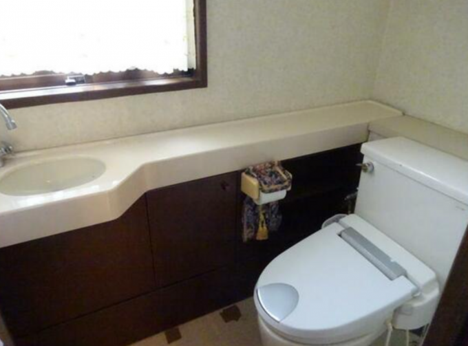 北茨城市華川町、中古一戸建てのトイレ画像です