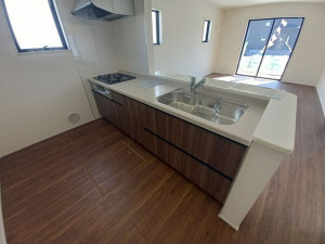 いわき市泉滝尻、新築一戸建てのキッチン画像です
