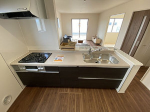 いわき市泉滝尻、新築一戸建てのキッチン画像です