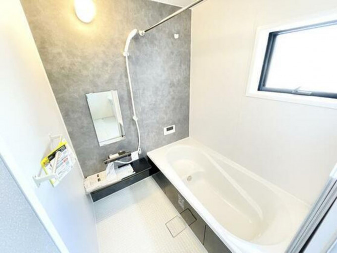 いわき市泉滝尻、新築一戸建ての風呂画像です