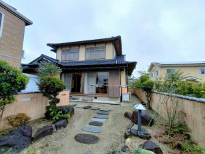いわき市小名浜、中古一戸建ての外観画像です