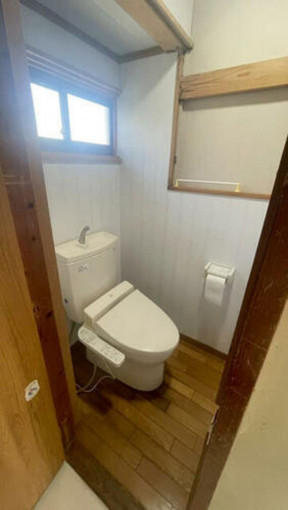 北茨城市関南町、中古一戸建てのトイレ画像です